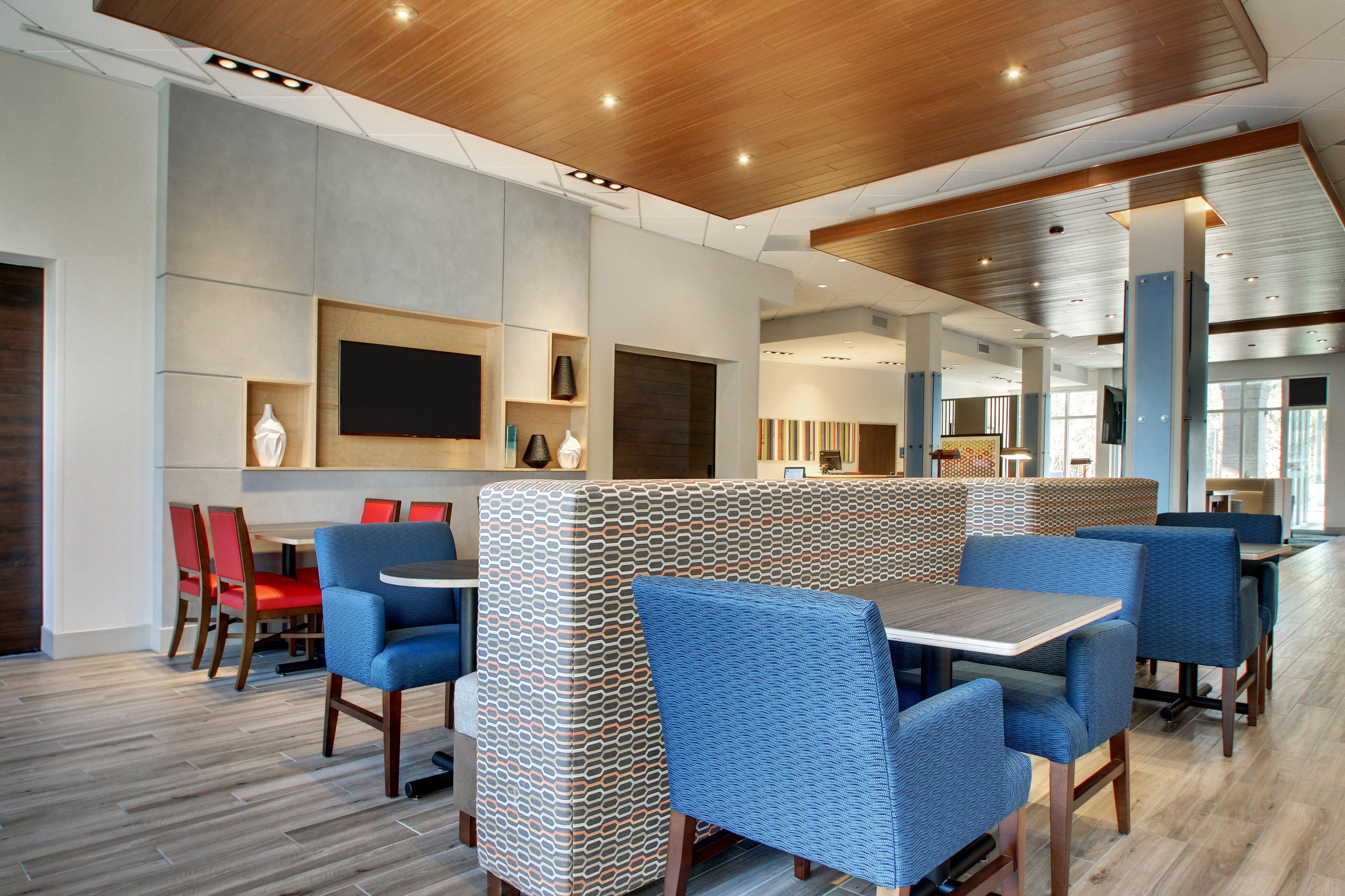 Holiday Inn Express & Suites - Summerville By Ihg Exterior photo