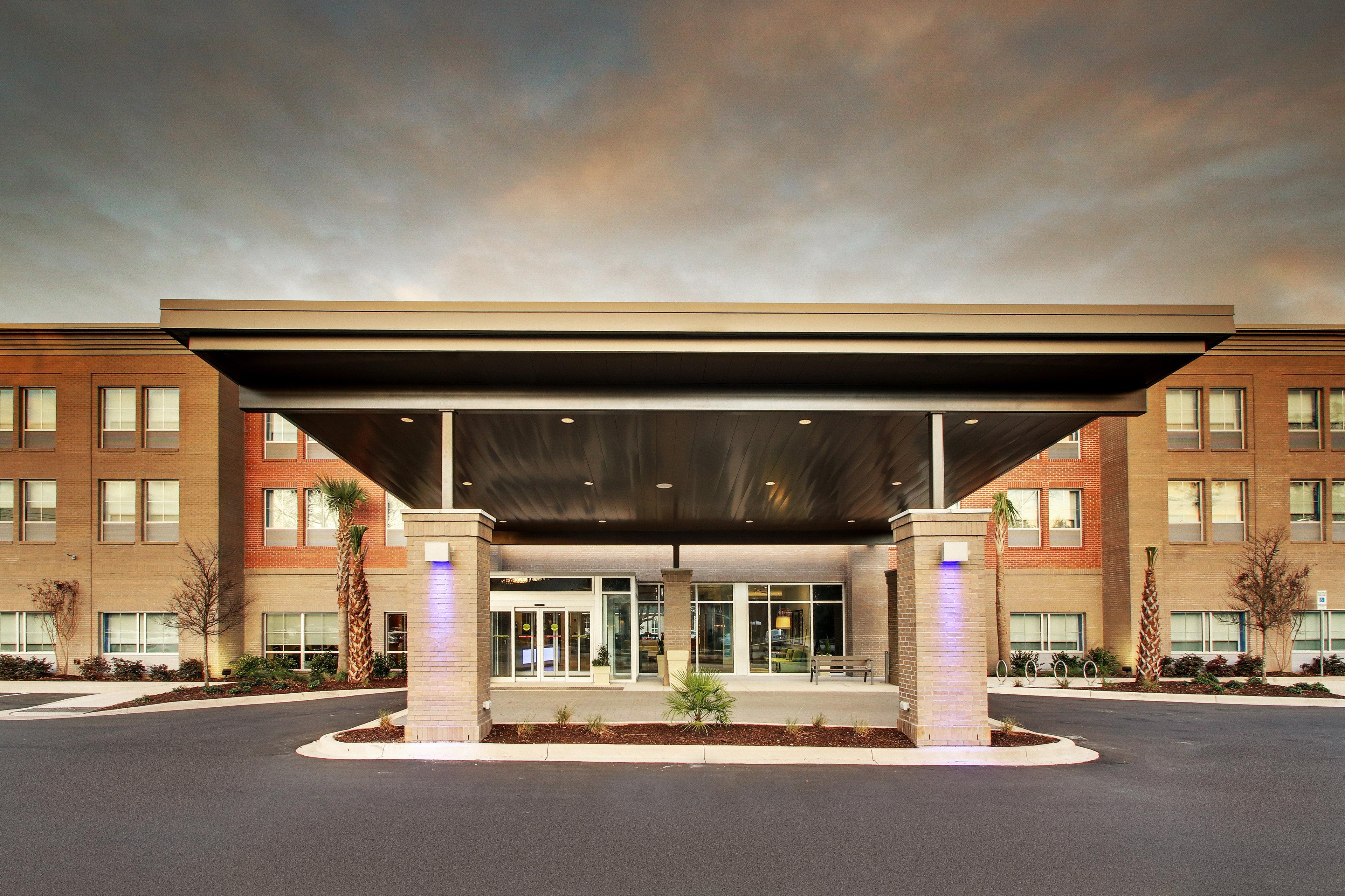Holiday Inn Express & Suites - Summerville By Ihg Exterior photo